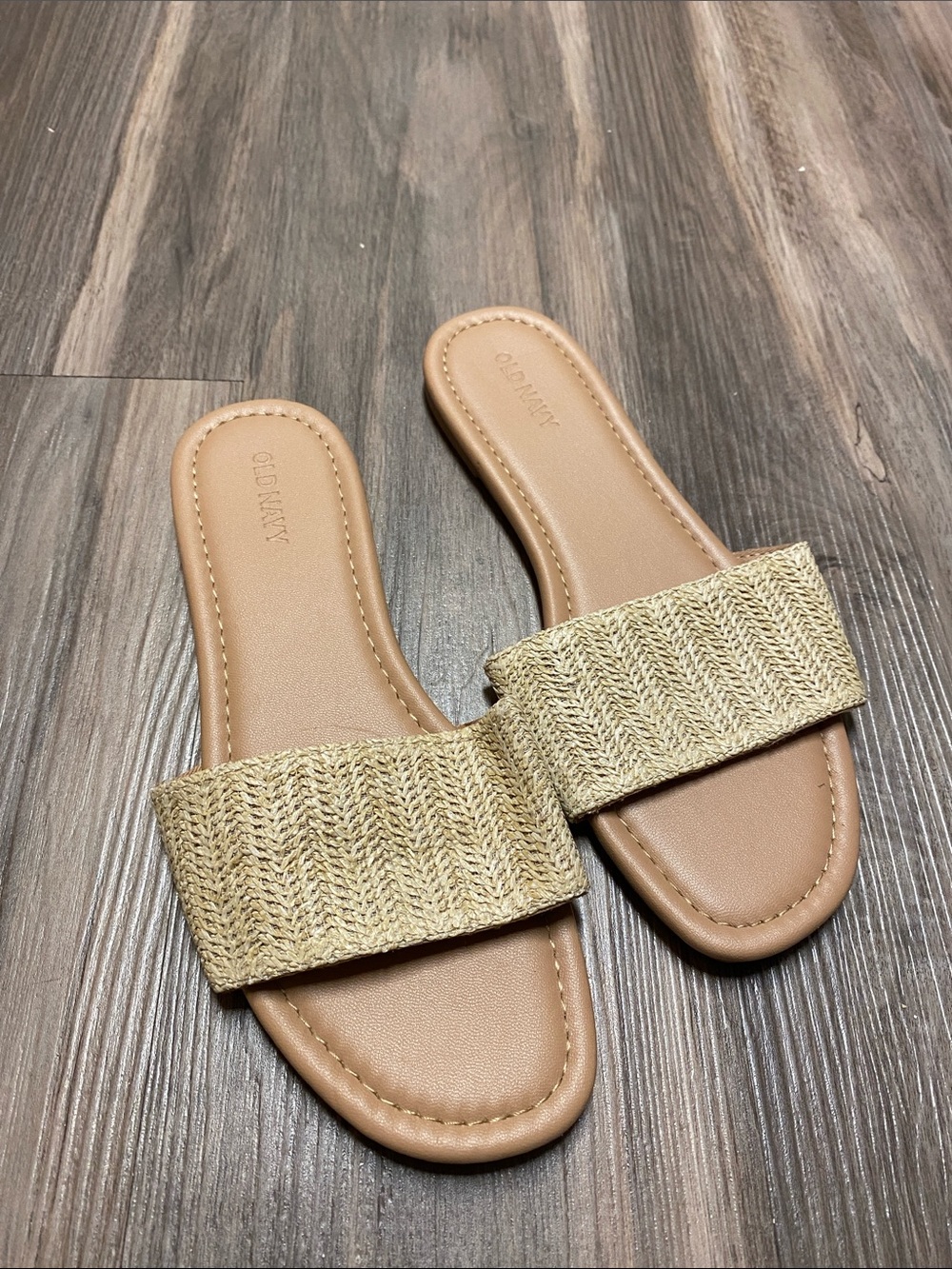 Old Navy Women's Tan Raffia Strap Slide Sandals